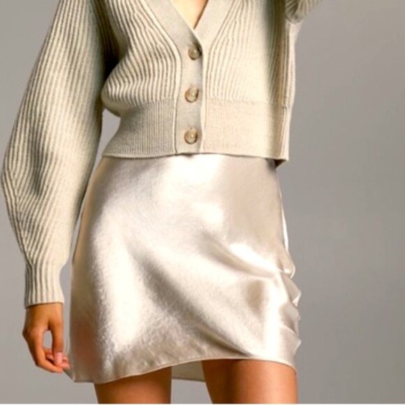 Aritzia Babaton Slip Mini Skirt Nude Blush Champagne Size 8 - Picture 1 of 8